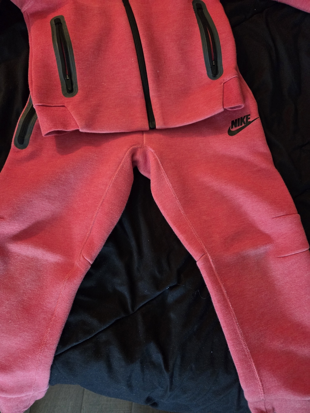 Nike Kids' Pink Hooded Zip Jacket - Picture 3 of 3